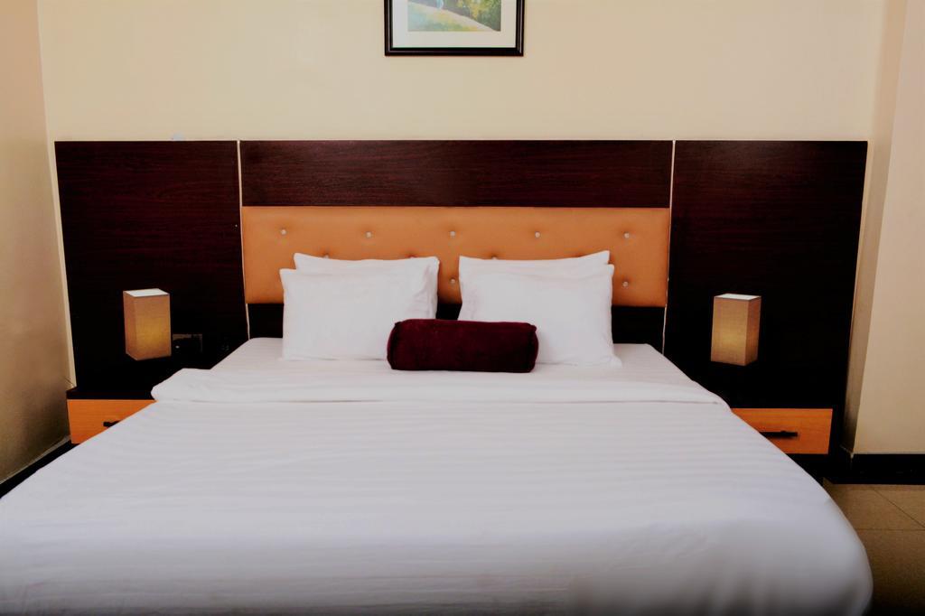 Sweet Spirit Hotel And Suites Danag - 哈科特港 外观 照片