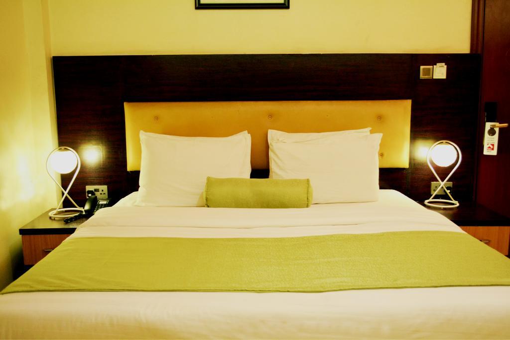 Sweet Spirit Hotel And Suites Danag - 哈科特港 外观 照片