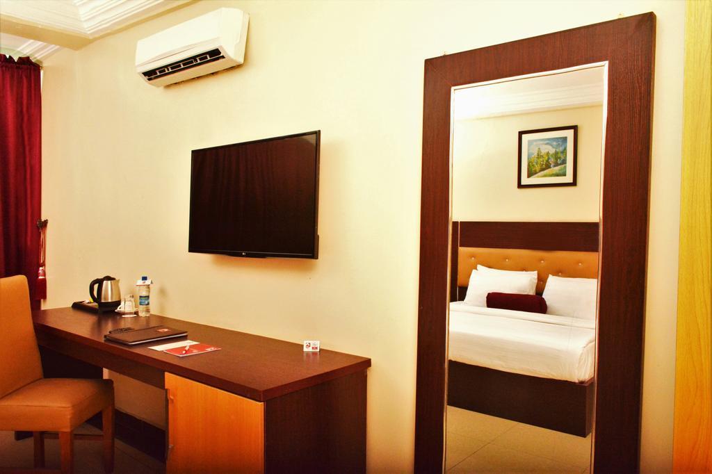 Sweet Spirit Hotel And Suites Danag - 哈科特港 外观 照片