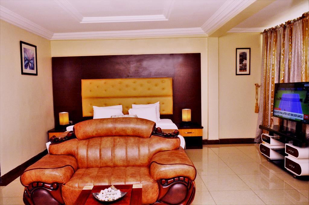 Sweet Spirit Hotel And Suites Danag - 哈科特港 外观 照片