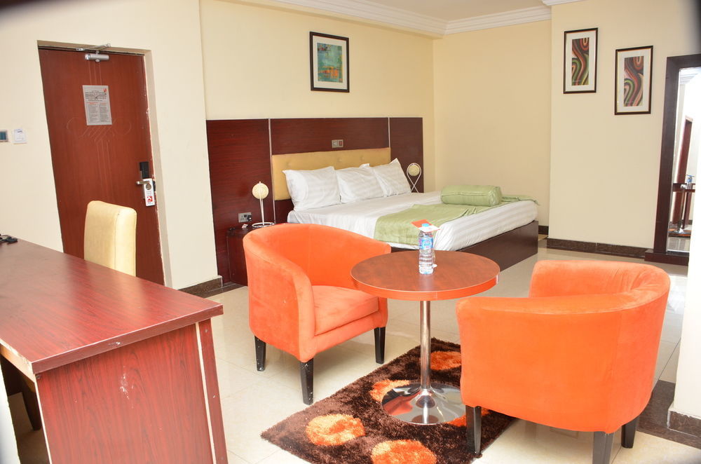 Sweet Spirit Hotel And Suites Danag - 哈科特港 外观 照片