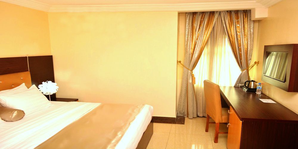 Sweet Spirit Hotel And Suites Danag - 哈科特港 外观 照片