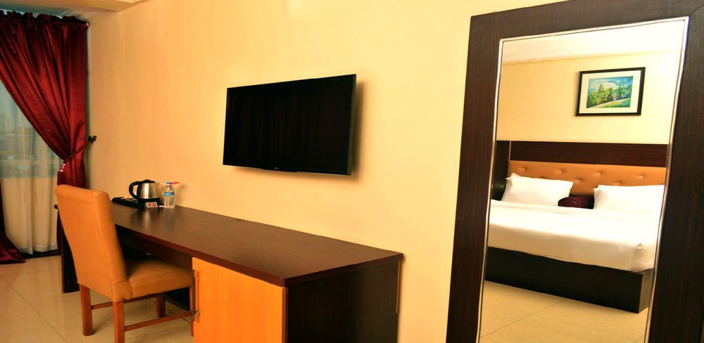 Sweet Spirit Hotel And Suites Danag - 哈科特港 外观 照片