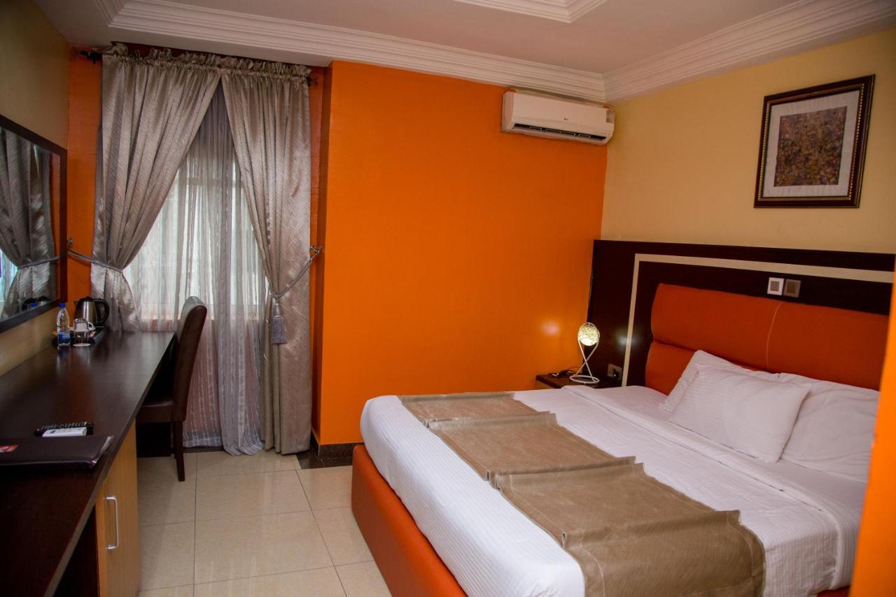 Sweet Spirit Hotel And Suites Danag - 哈科特港 外观 照片